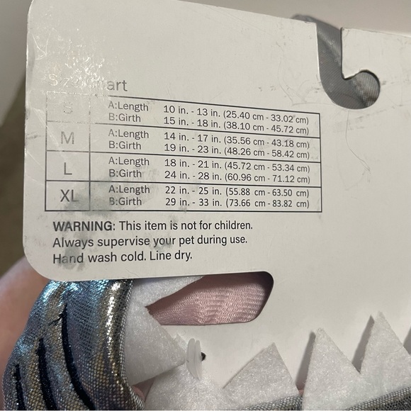 Shark 🦈 silvery Small Dog NWT Costume - Picture 3 of 6